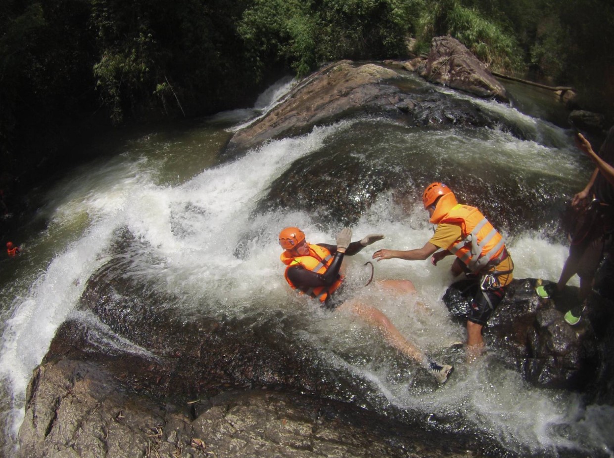Canyoning Dalat 2025: A Complete 9-Step Guide da lat 2025 2