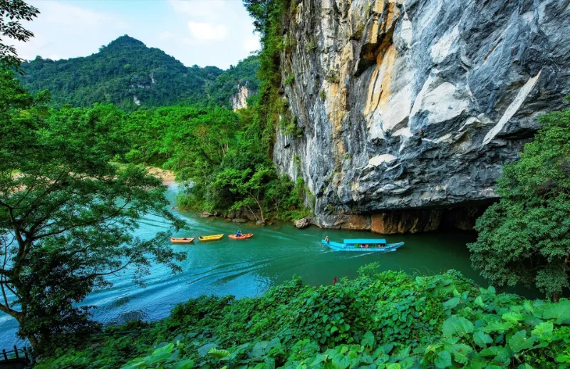 Phong Nha - Paradise Cave & Dark Cave 1D phong nha paradise cave tour