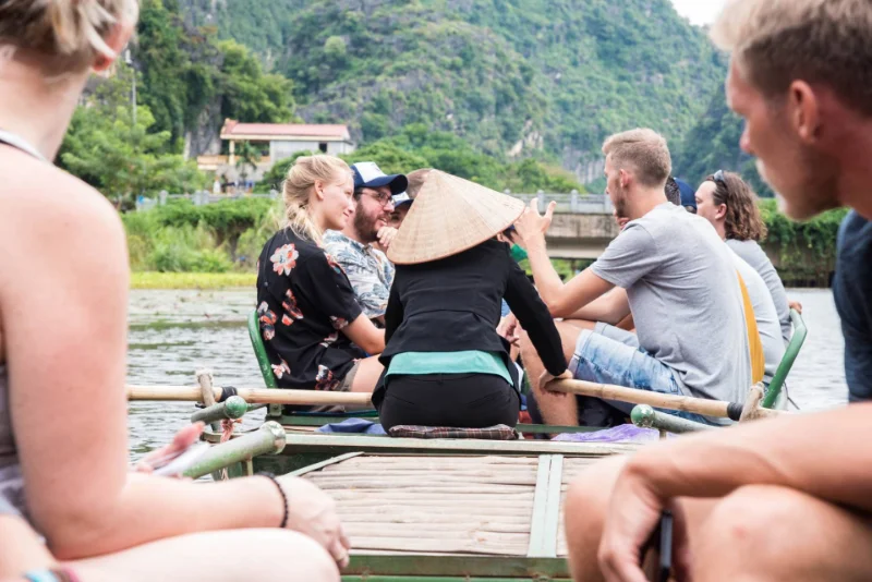 Ninh Binh Day Tour (Hoa Lu-Trang An-Hang Mua) trang an boat tour ninh binh
